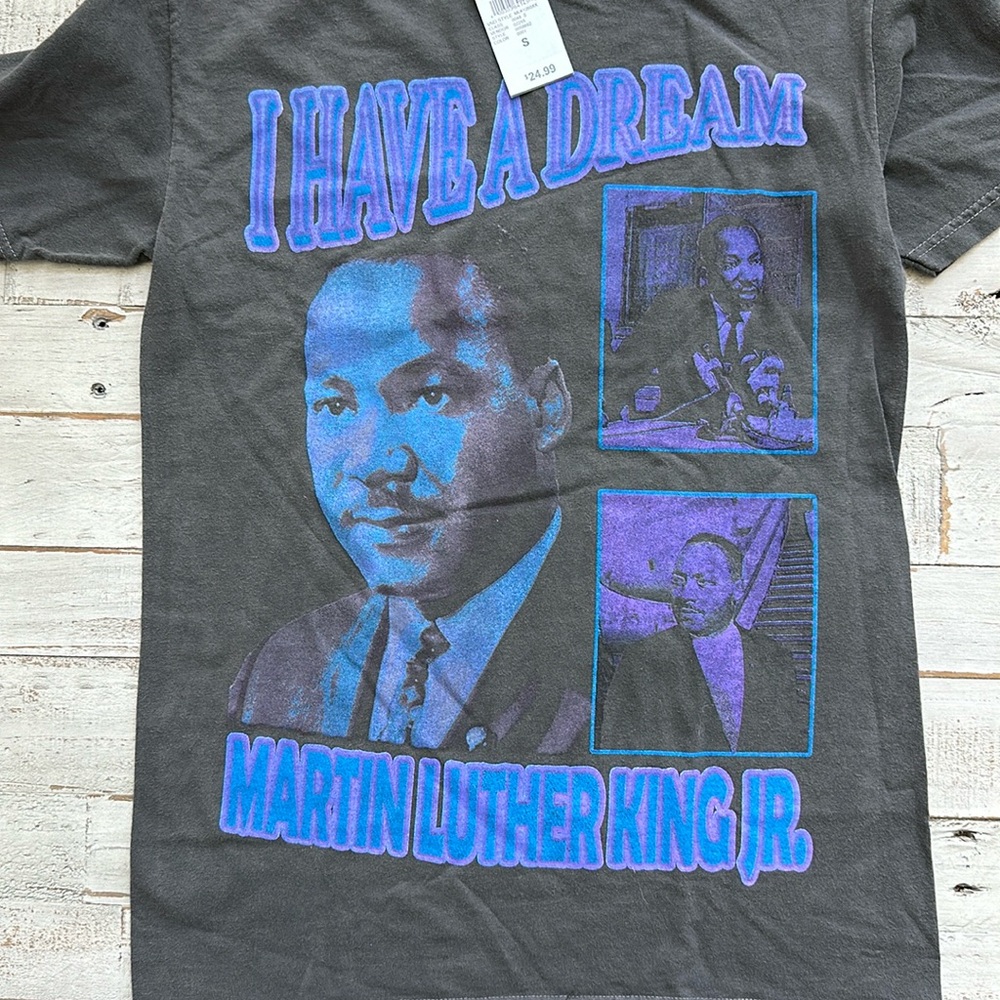 Martin Luther King Jr. I Have A Dream T-shirt. NWT